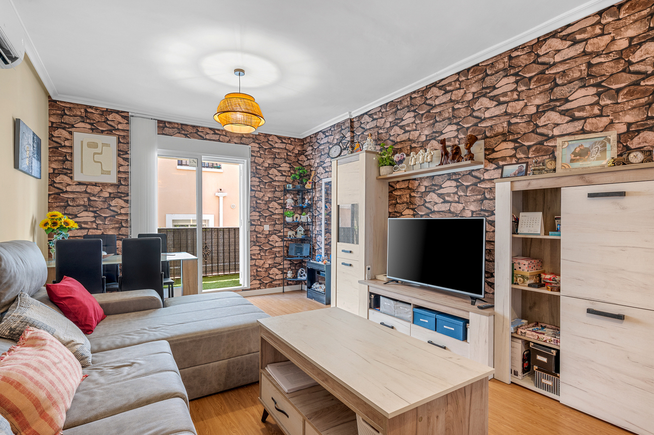 Semi Detached for sale in San Miguel De Salinas, Alicante, Spain