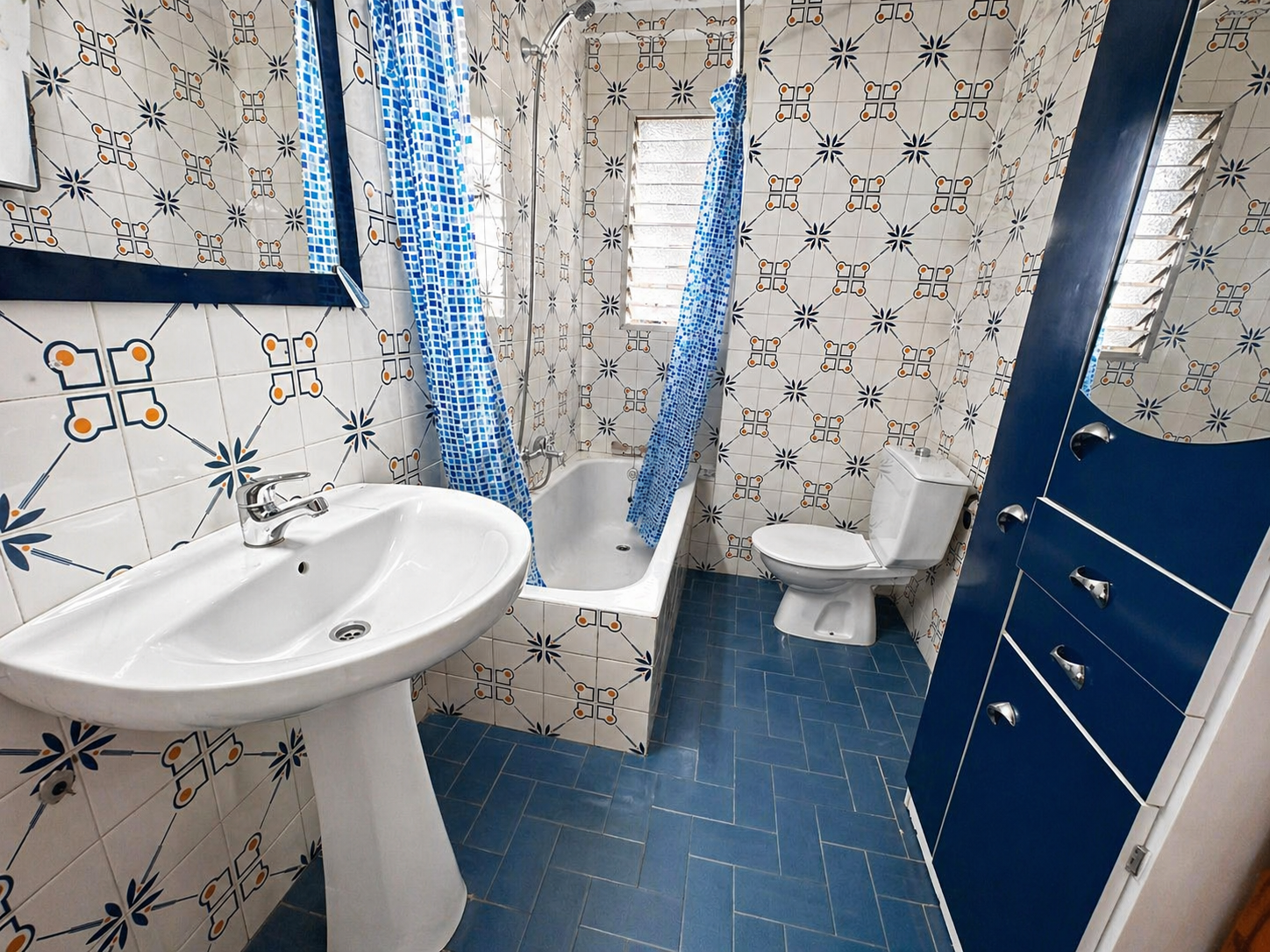 Apartment for sale in Torrevieja, Alicante, Spain