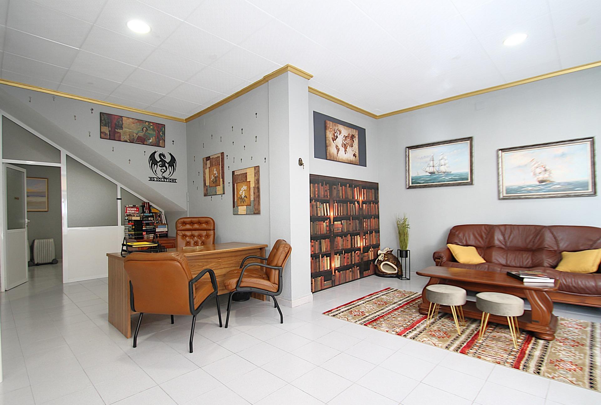 Comercial en venta en Torrevieja