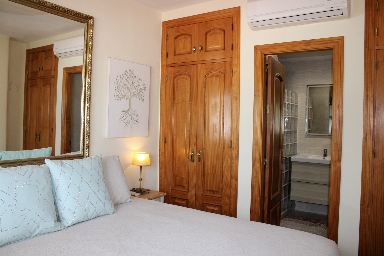 Villa for sale in Almuñecar, Granada, Spain