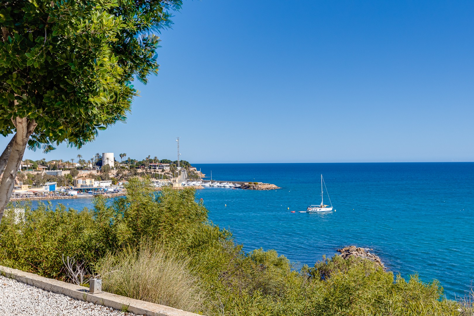 Bungalow for sale in Orihuela Costa, Alicante, Spain
