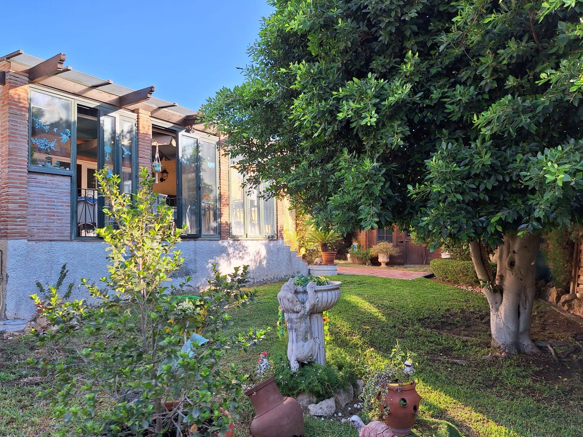 Villa en venta en Benahavis