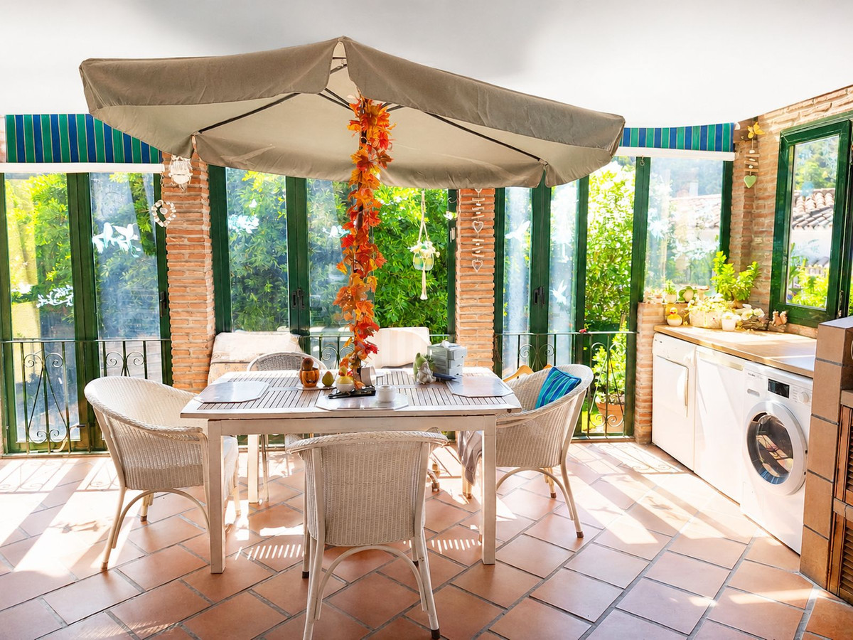 Villa en venta en Benahavis