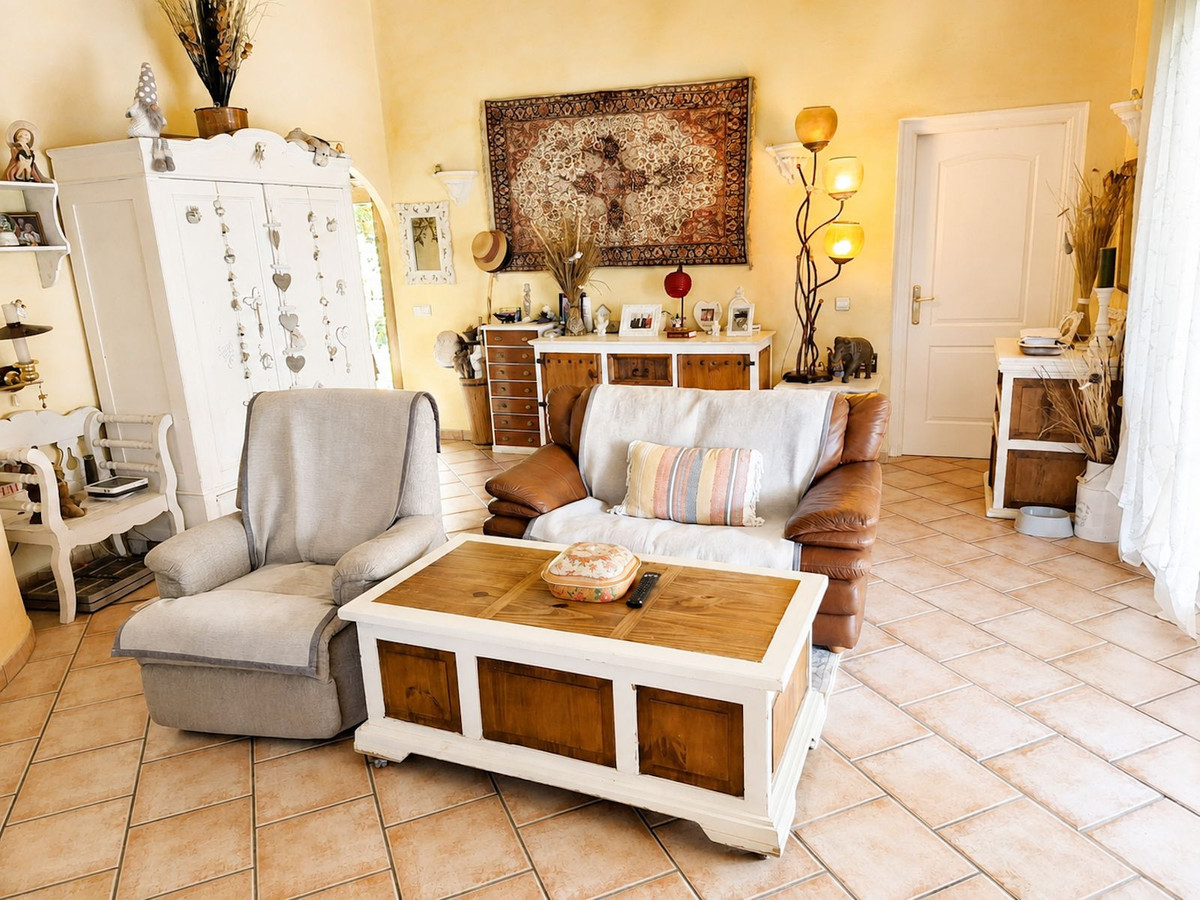 Villa en venta en Benahavis