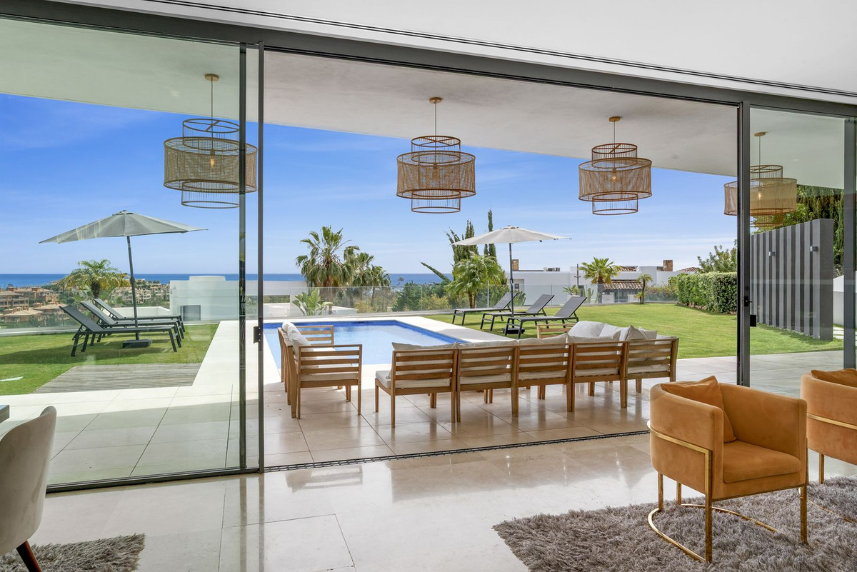 Villa for sale in Benahavis, Málaga, Spain