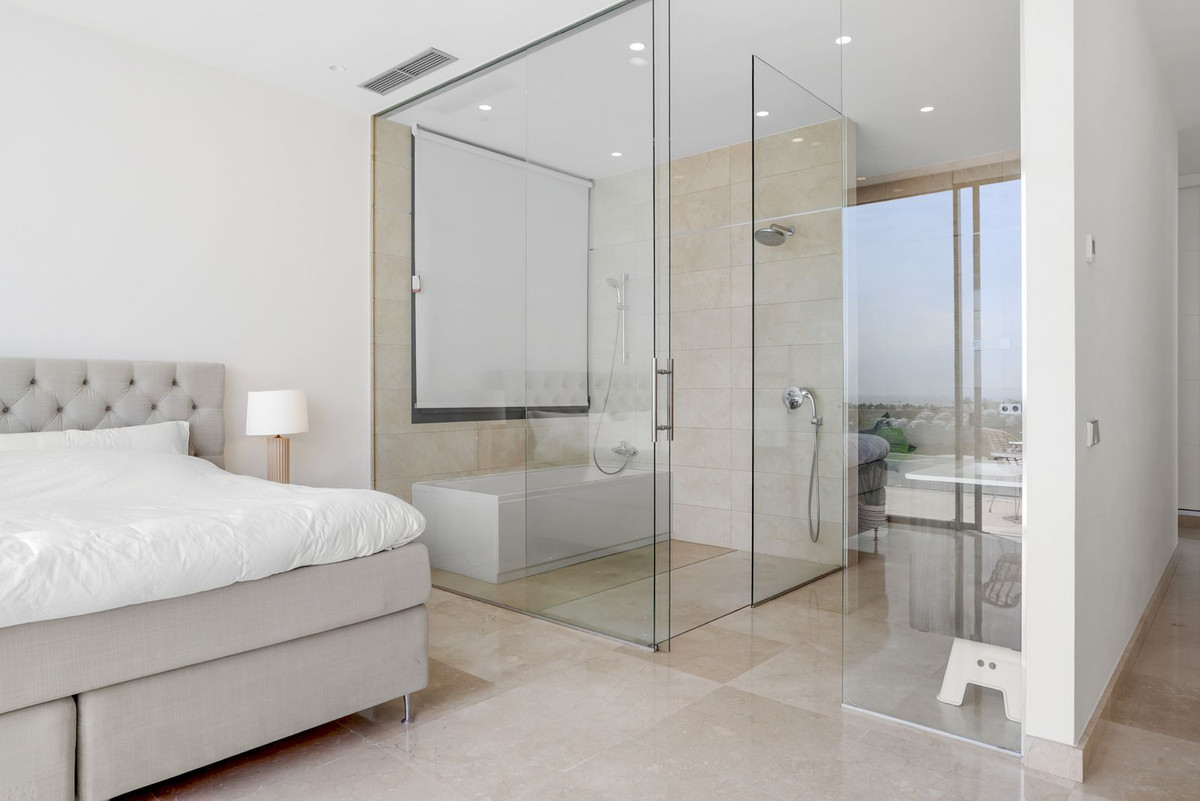 Villa for sale in Benahavis, Málaga, Spain