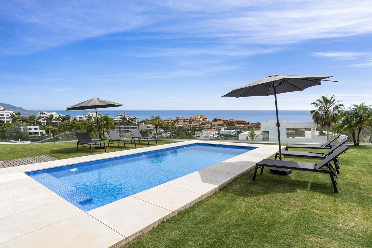 Villa for sale in Benahavis, Málaga, Spain