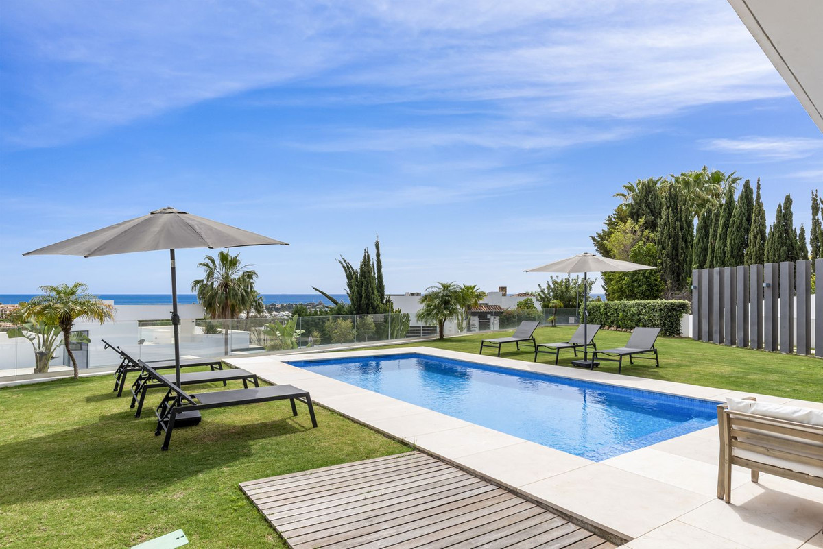 Villa for sale in Benahavis, Málaga, Spain