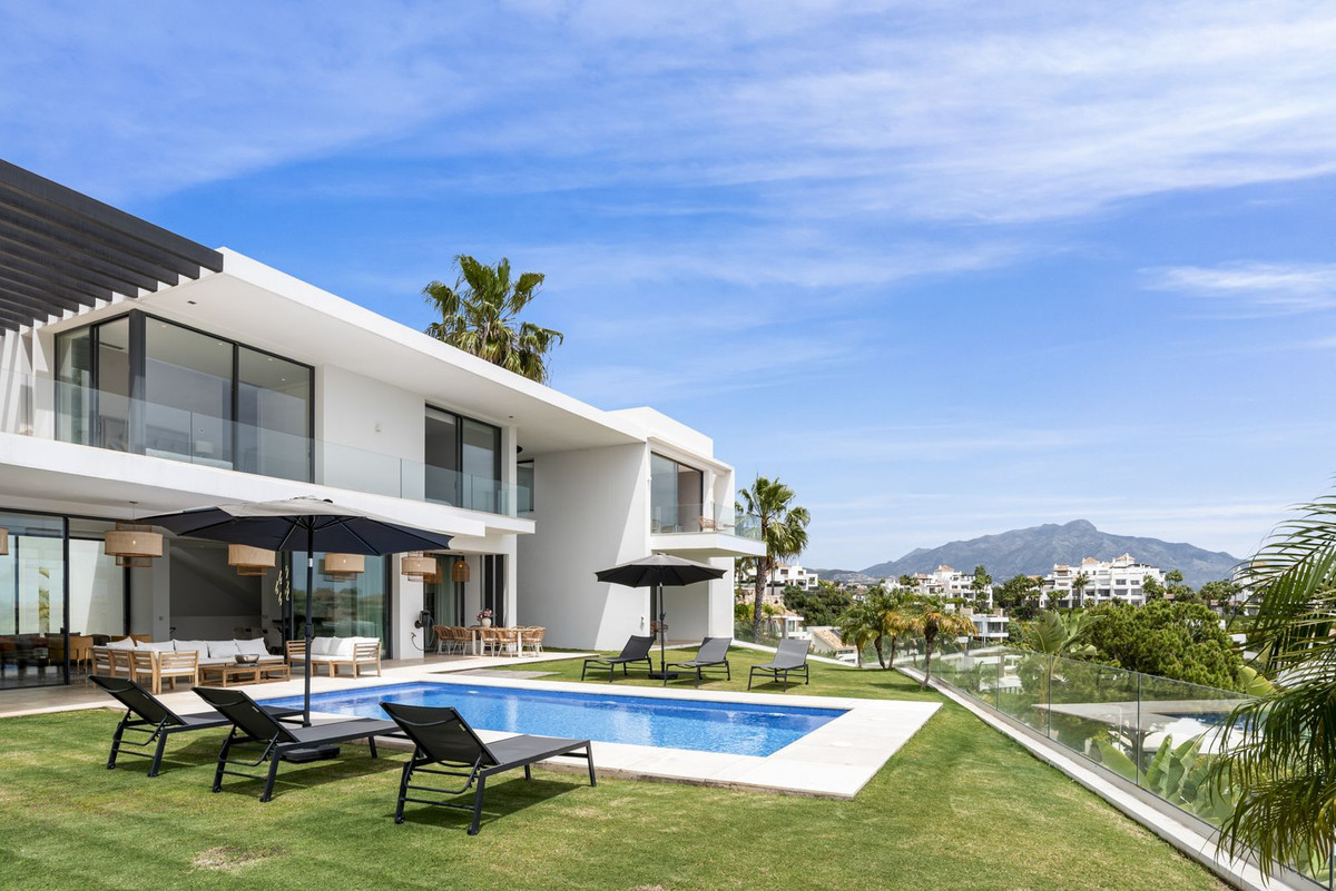 Villa for sale in Benahavis, Málaga, Spain