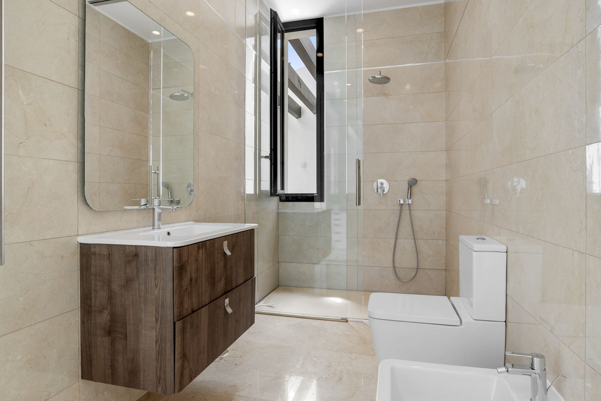 Villa for sale in Benahavis, Málaga, Spain