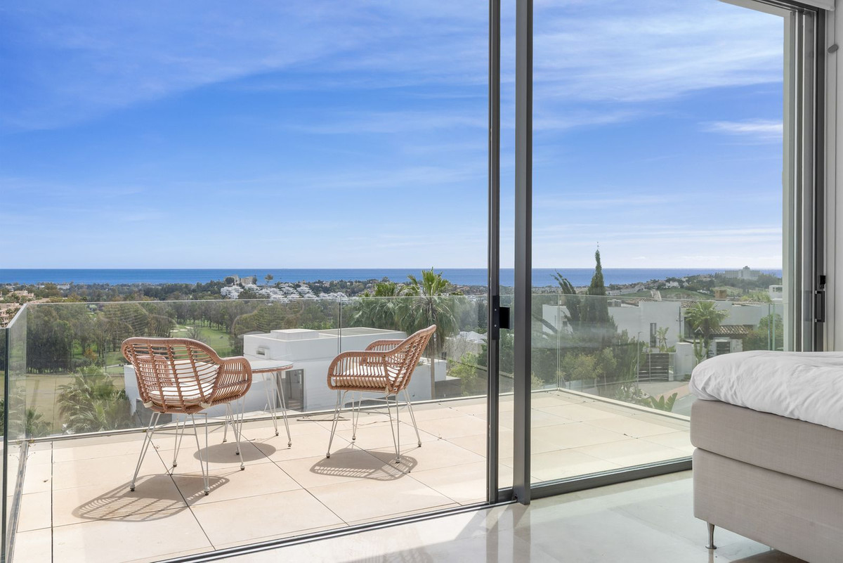 Villa for sale in Benahavis, Málaga, Spain