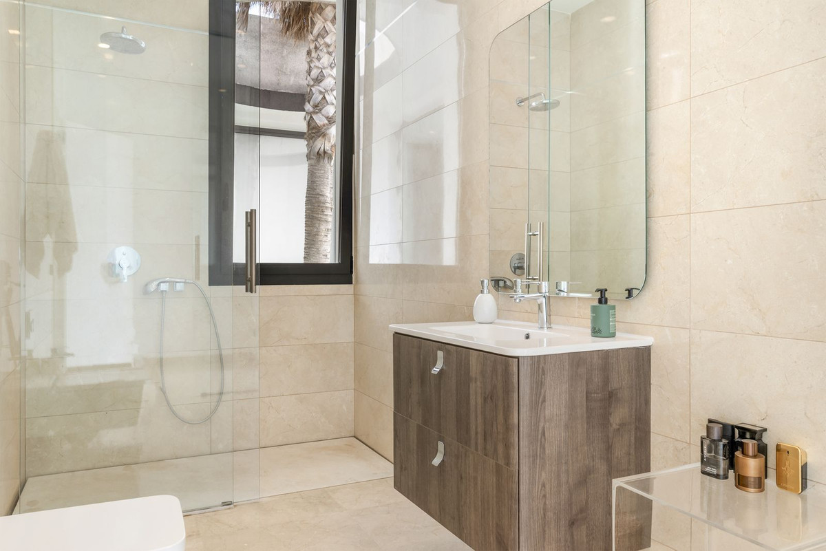 Villa for sale in Benahavis, Málaga, Spain