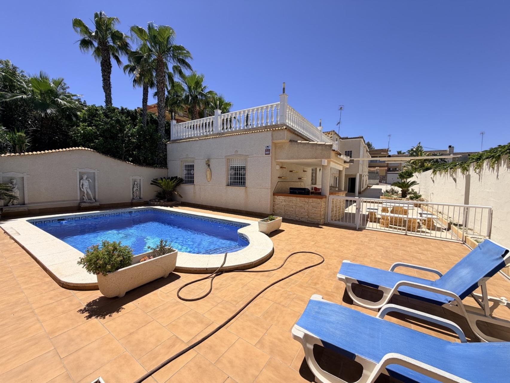 Villa for sale in Torrevieja, Alicante, Spain