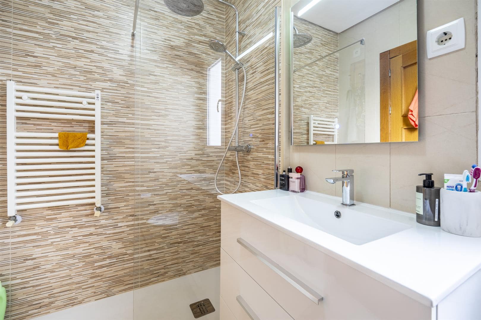 Villa for sale in La Torre Golf Resort, Murcia, Spain