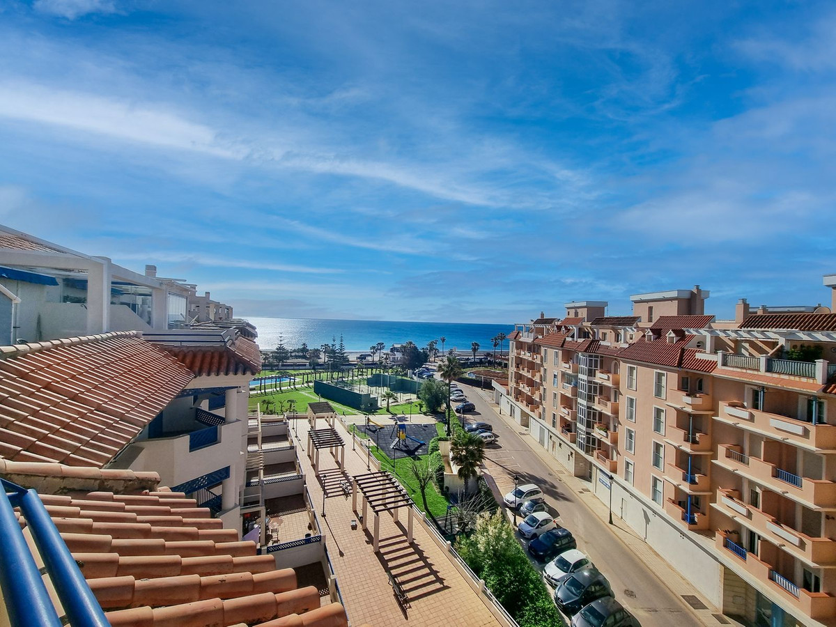 Penthouse for sale in San Luis De Sabinillas, Málaga, Spain