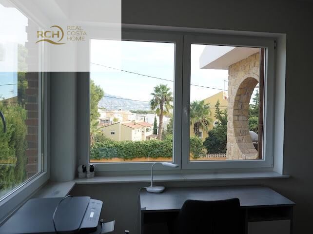 Villa for sale in La Nucia, Alicante, Spain