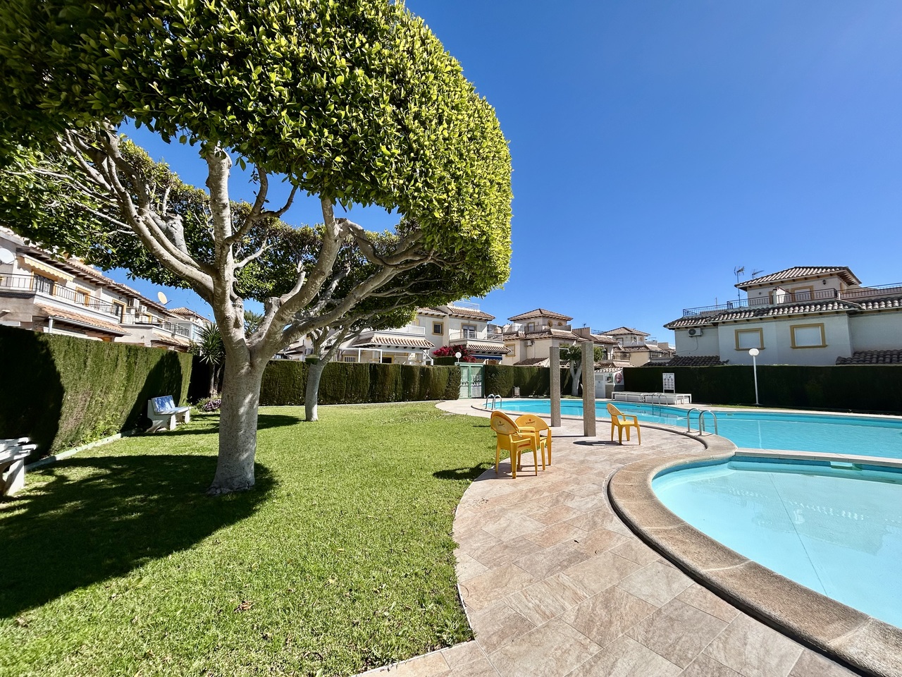 Apartment for sale in Punta Prima, Alicante, Spain
