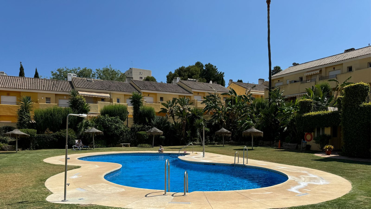 Town House for sale in Estepona, Málaga, Spain
