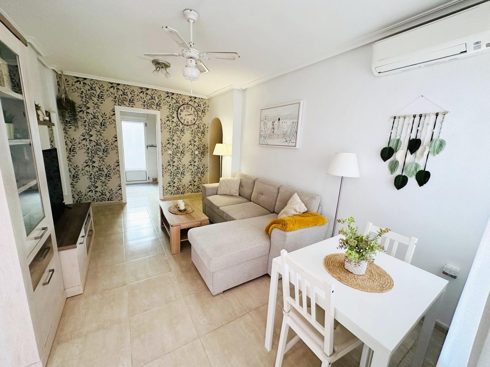 Bungalow for sale in Orihuela Costa, Alicante, Spain