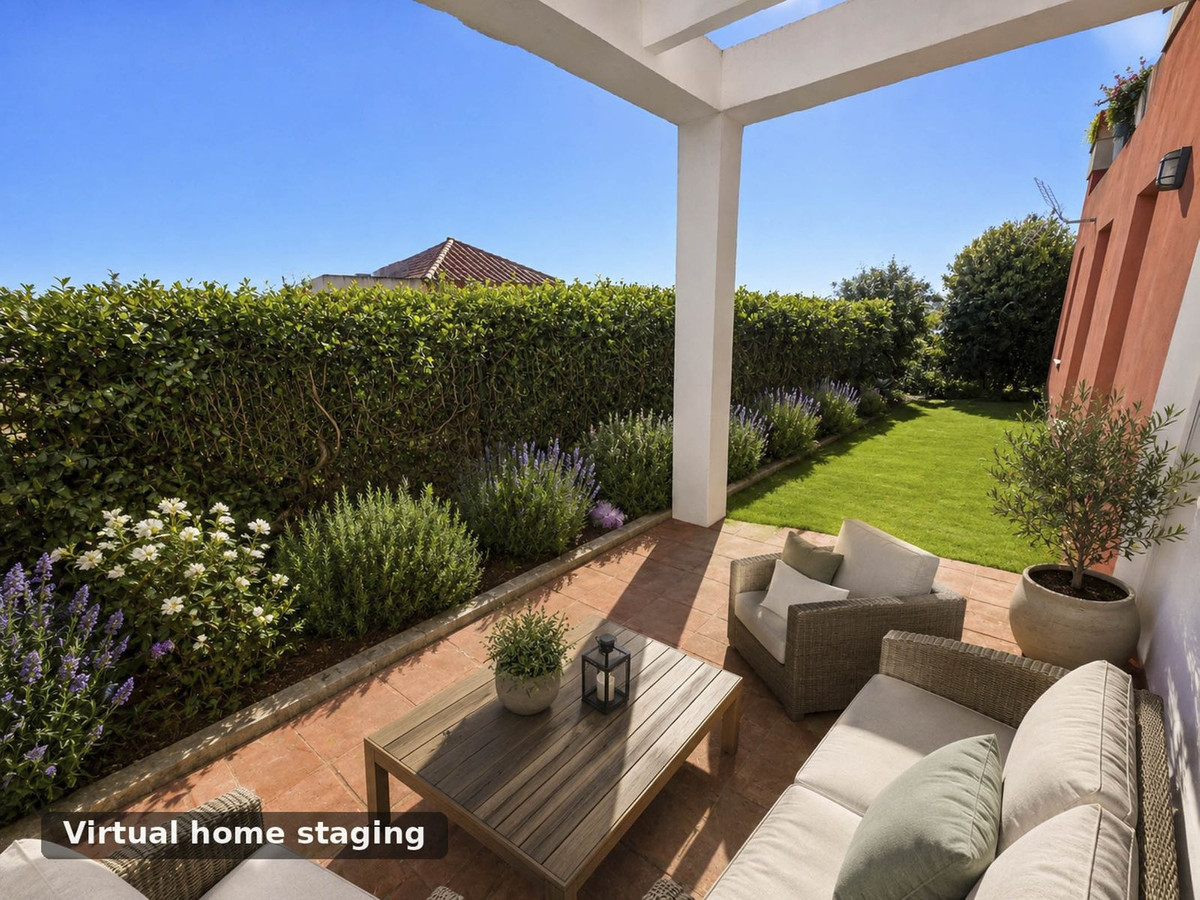 Apartment for sale in La Duquesa, Málaga, Spain
