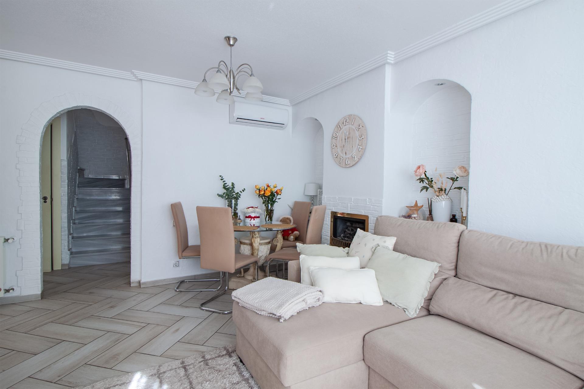 Villa en venta en Orihuela Costa