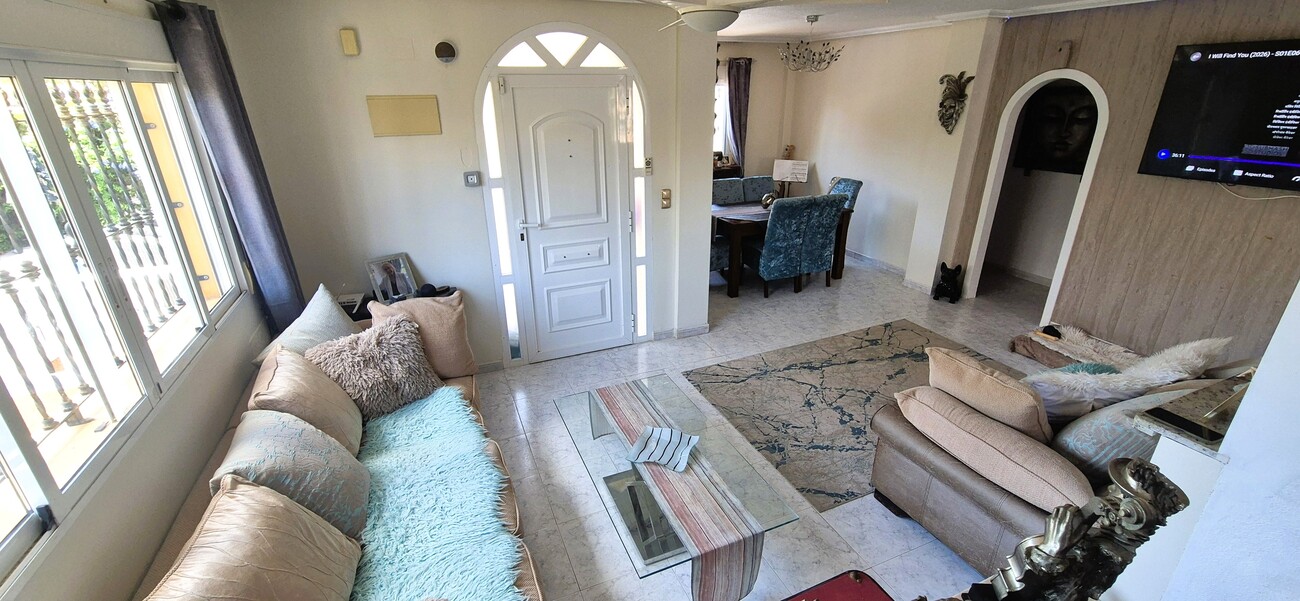 Villa for sale in Villamartin, Alicante, Spain