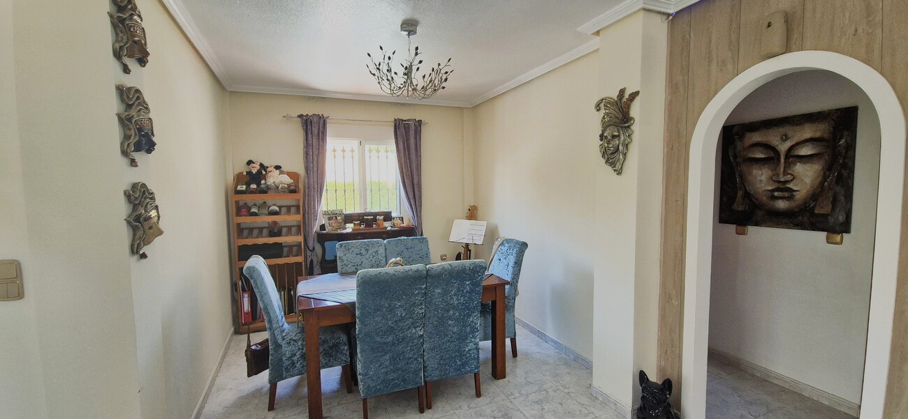 Villa for sale in Villamartin, Alicante, Spain