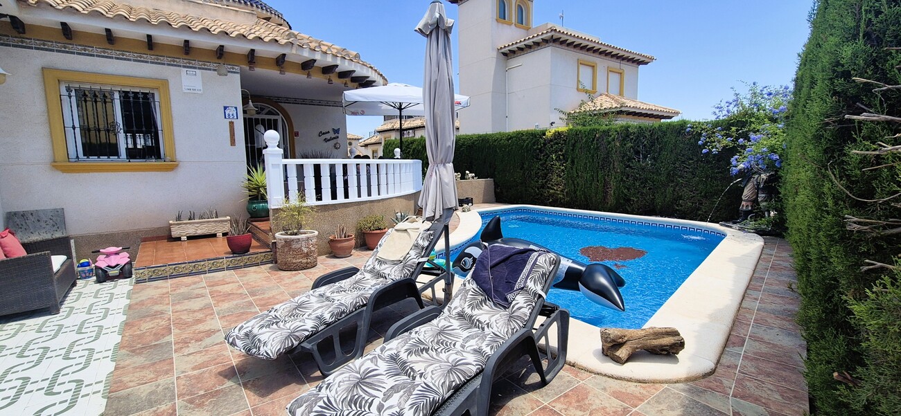 Villa for sale in Villamartin, Alicante, Spain