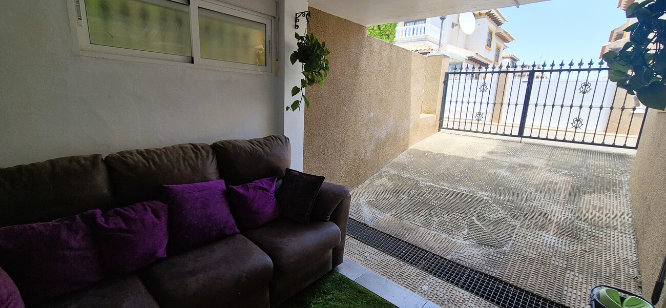 Villa for sale in Villamartin, Alicante, Spain