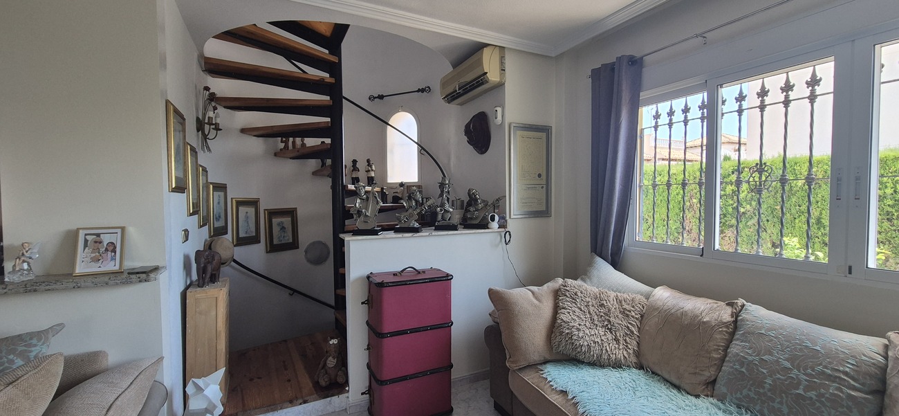 Villa for sale in Villamartin, Alicante, Spain