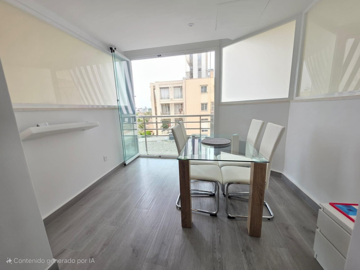 Piso en venta en San Luis De Sabinillas