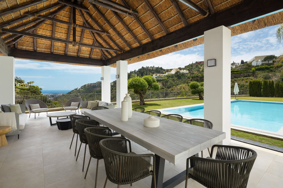Villa for sale in Benahavis, Málaga, Spain