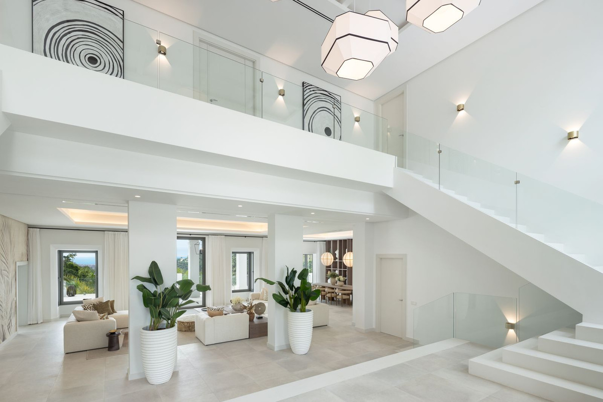 Villa for sale in Benahavis, Málaga, Spain