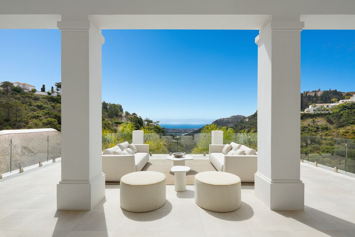 Villa for sale in Benahavis, Málaga, Spain