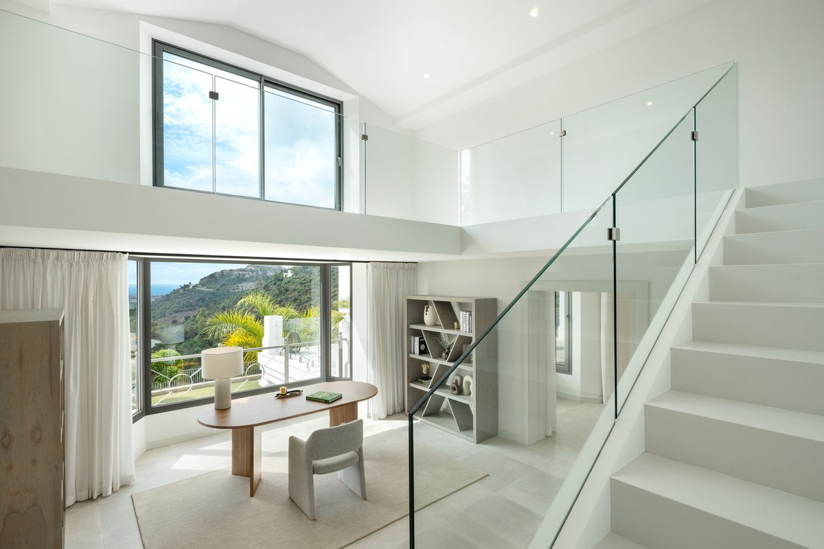 Villa for sale in Benahavis, Málaga, Spain