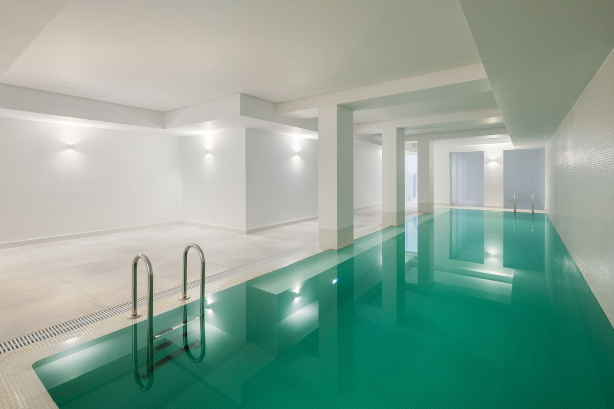 Villa for sale in Benahavis, Málaga, Spain