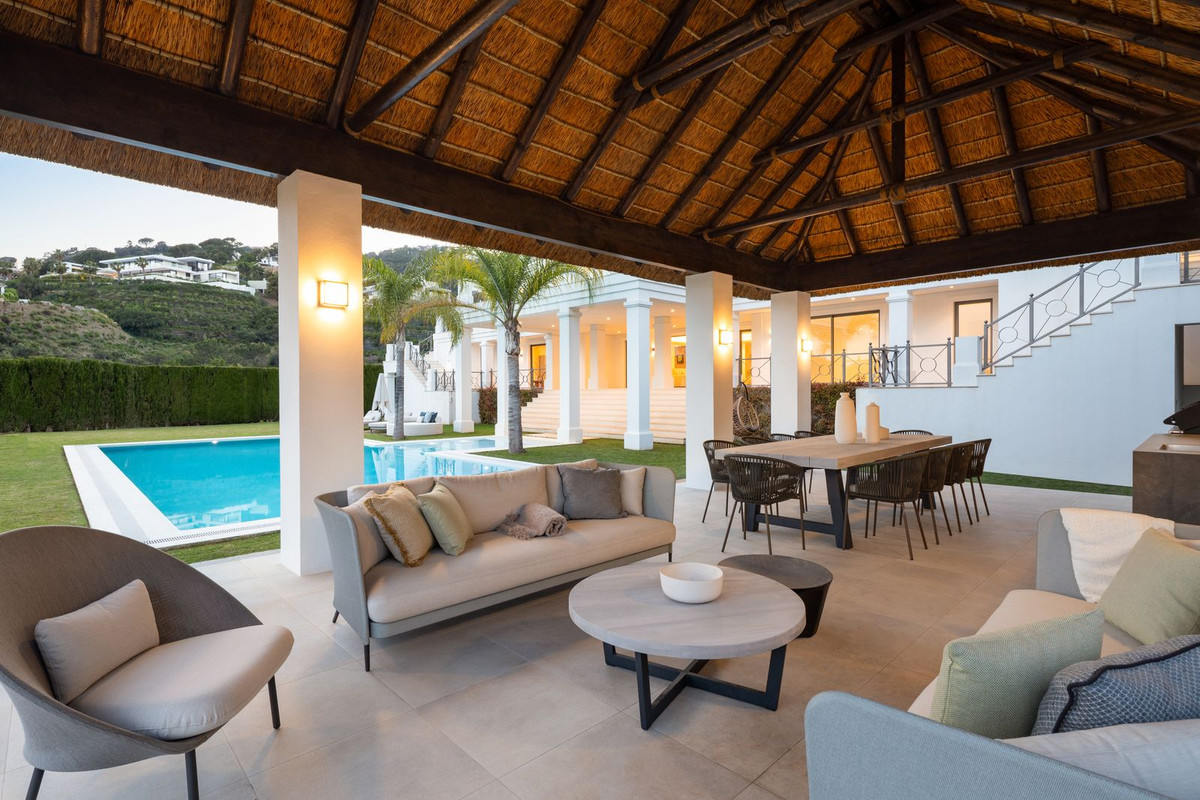 Villa for sale in Benahavis, Málaga, Spain