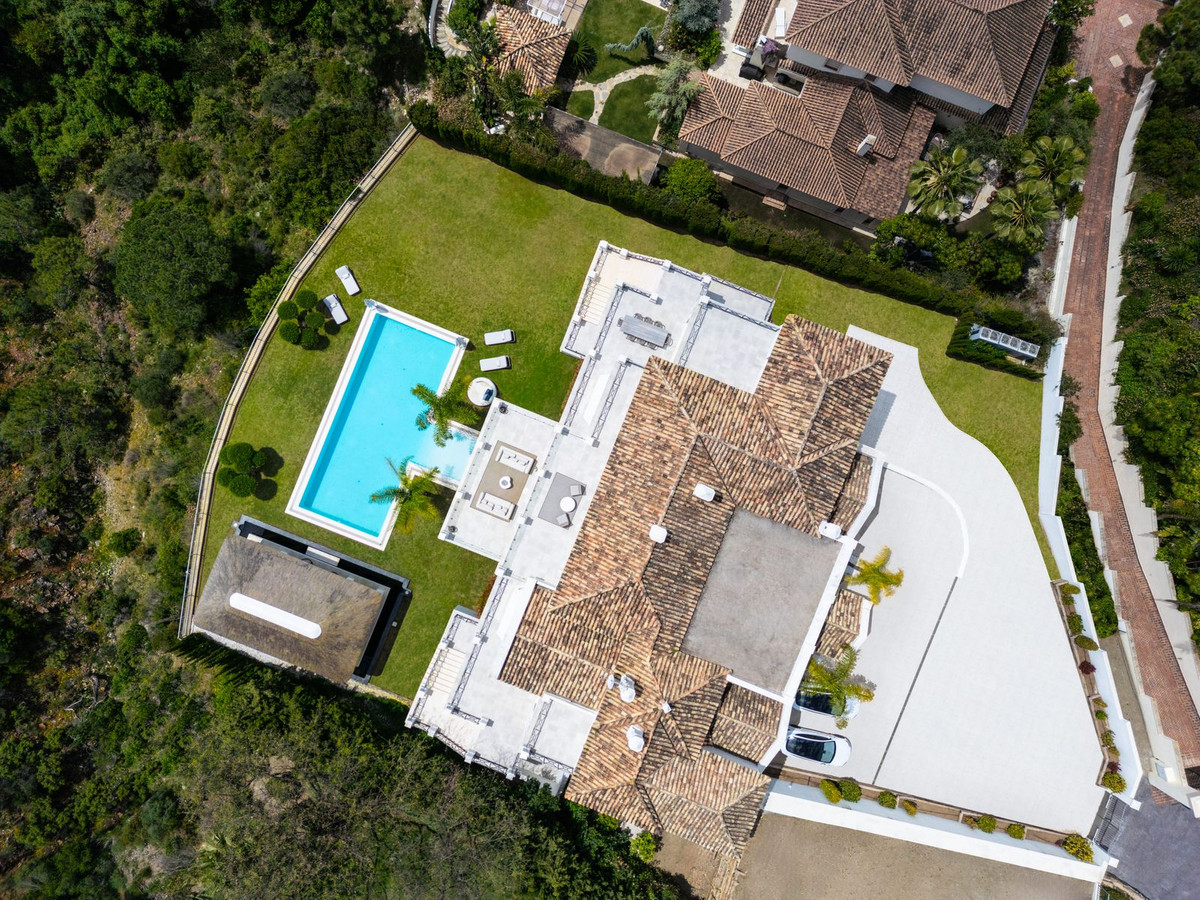 Villa for sale in Benahavis, Málaga, Spain
