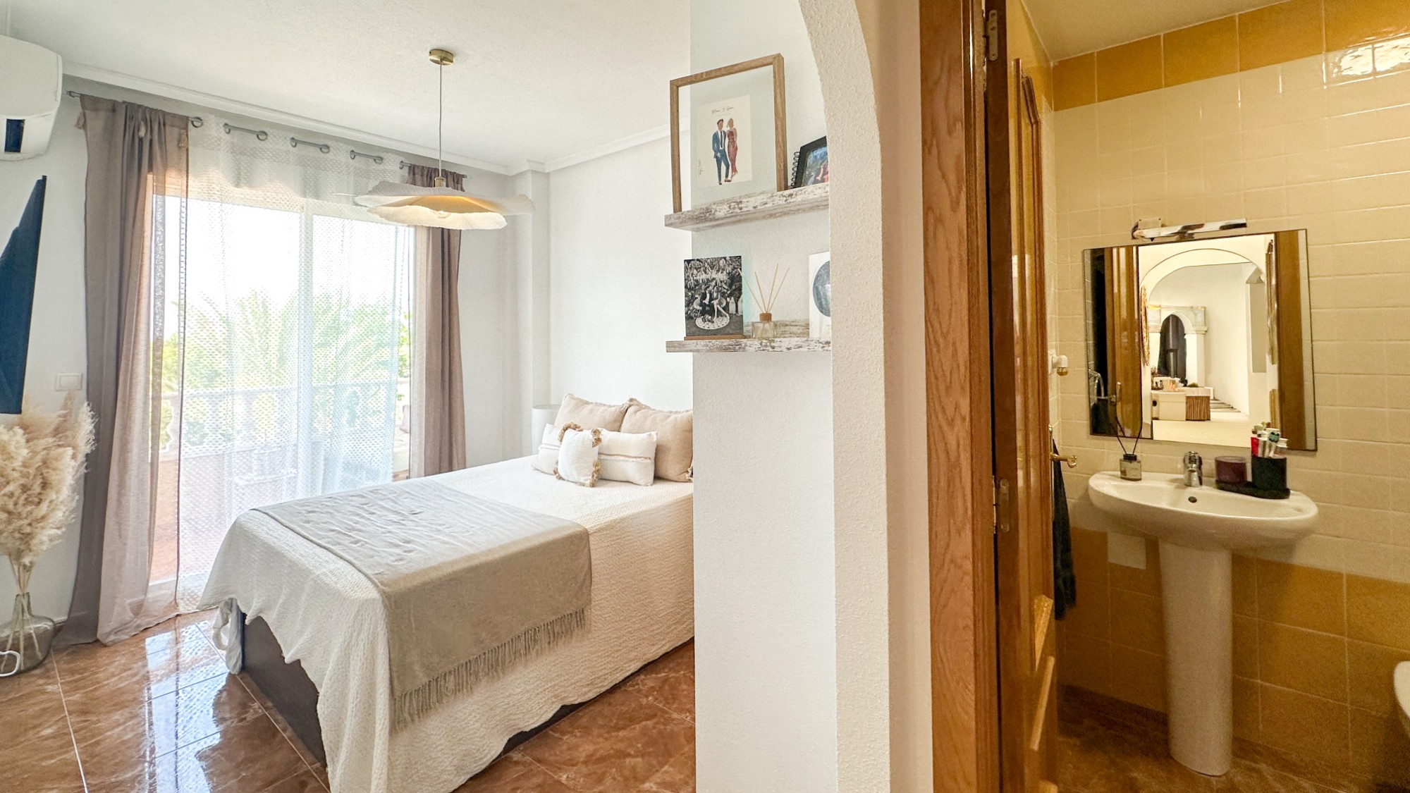 Apartment for sale in Guardamar Del Segura, Alicante, Spain