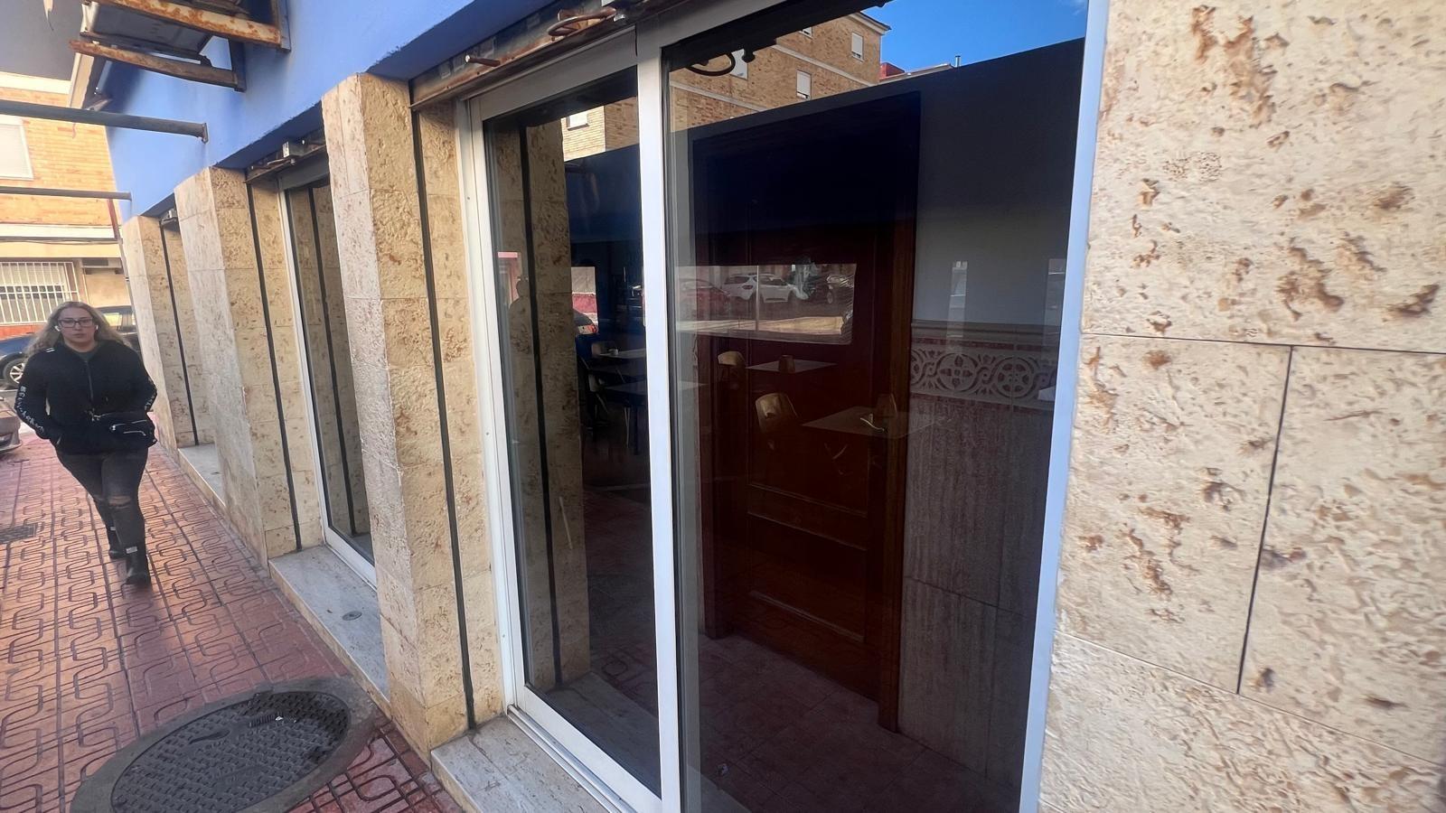 Comercial en venta en Torrevieja