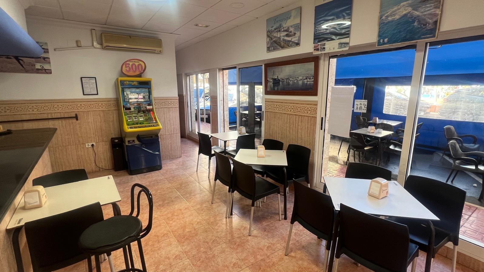 Comercial en venta en Torrevieja