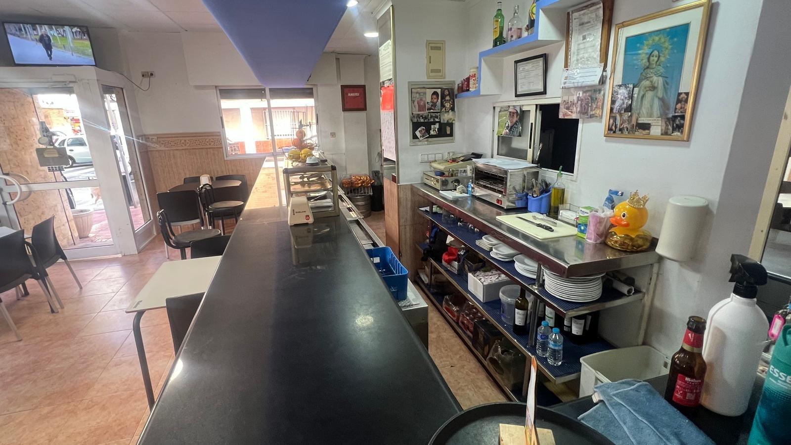 Comercial en venta en Torrevieja
