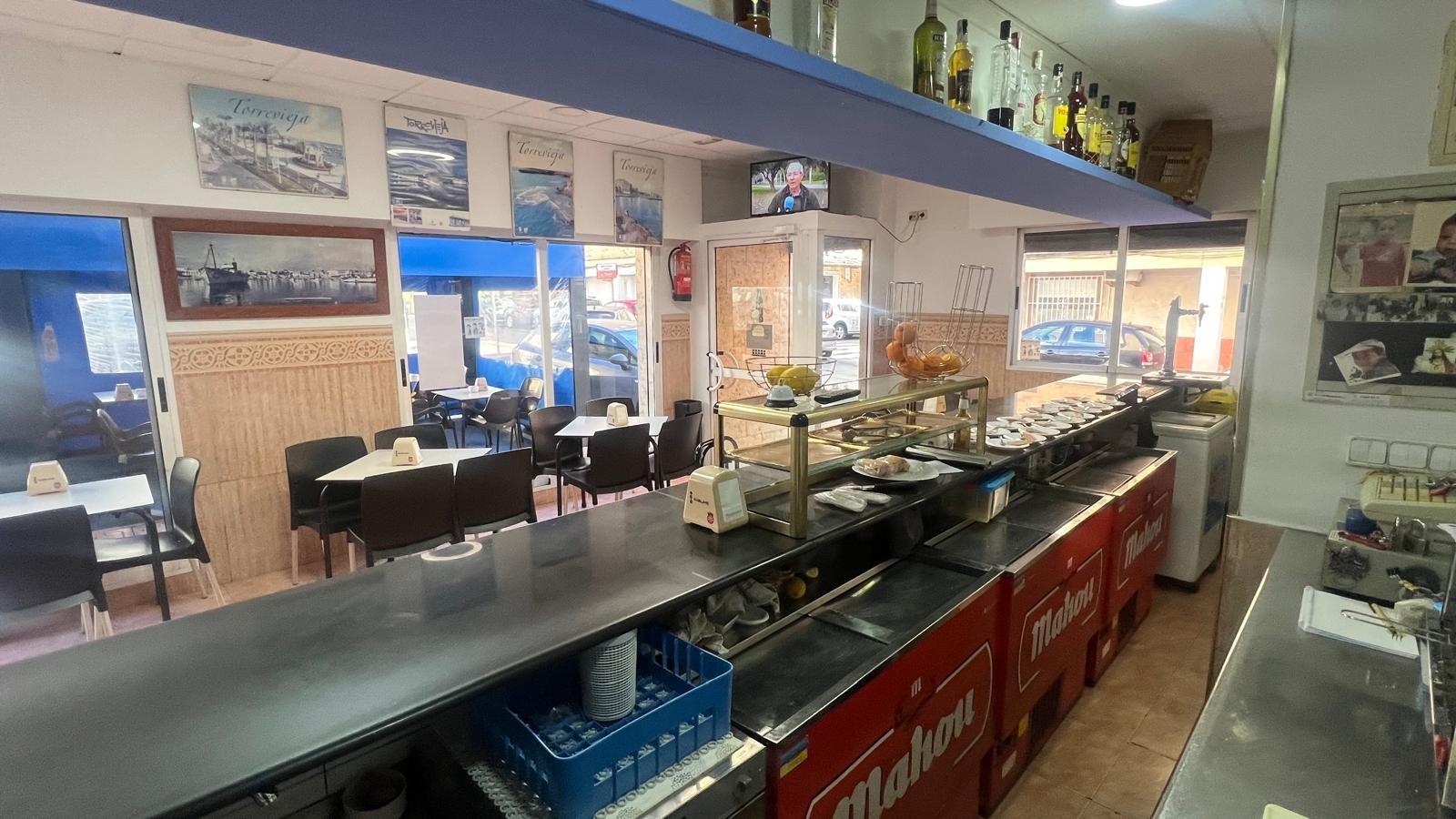 Comercial en venta en Torrevieja