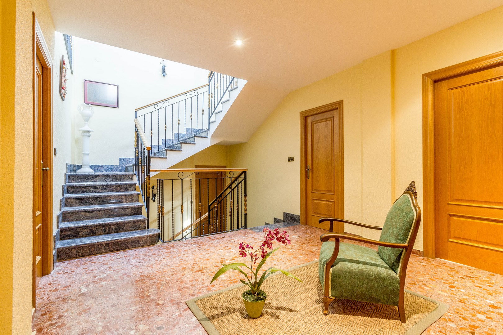 Villa en venta en Yecla