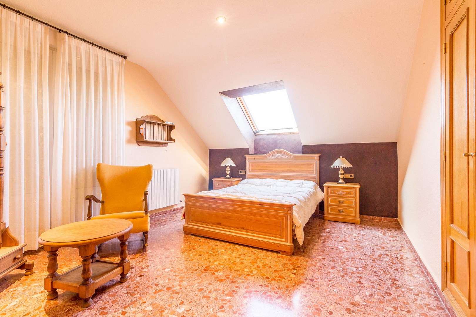 Villa en venta en Yecla