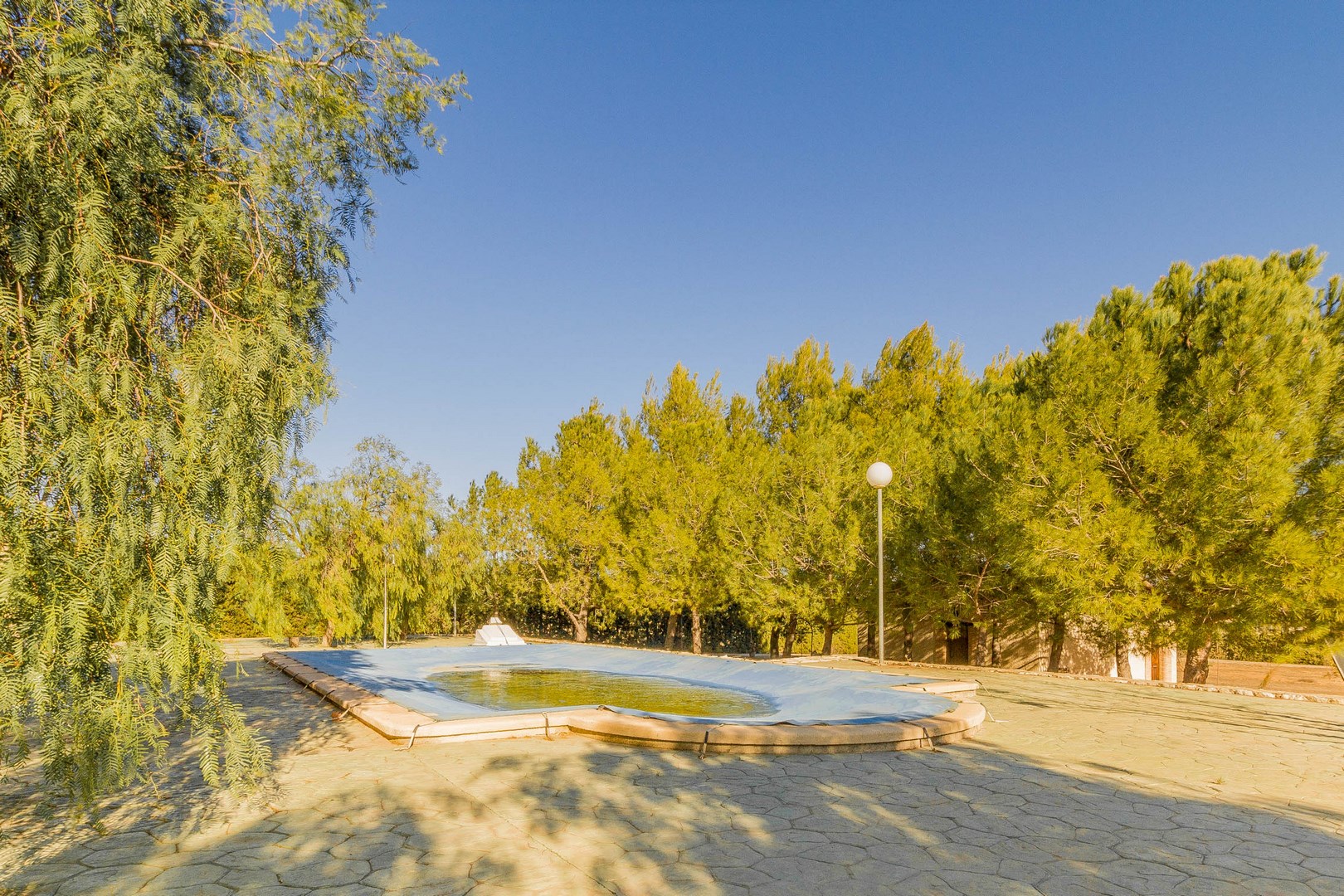 Villa en venta en Yecla