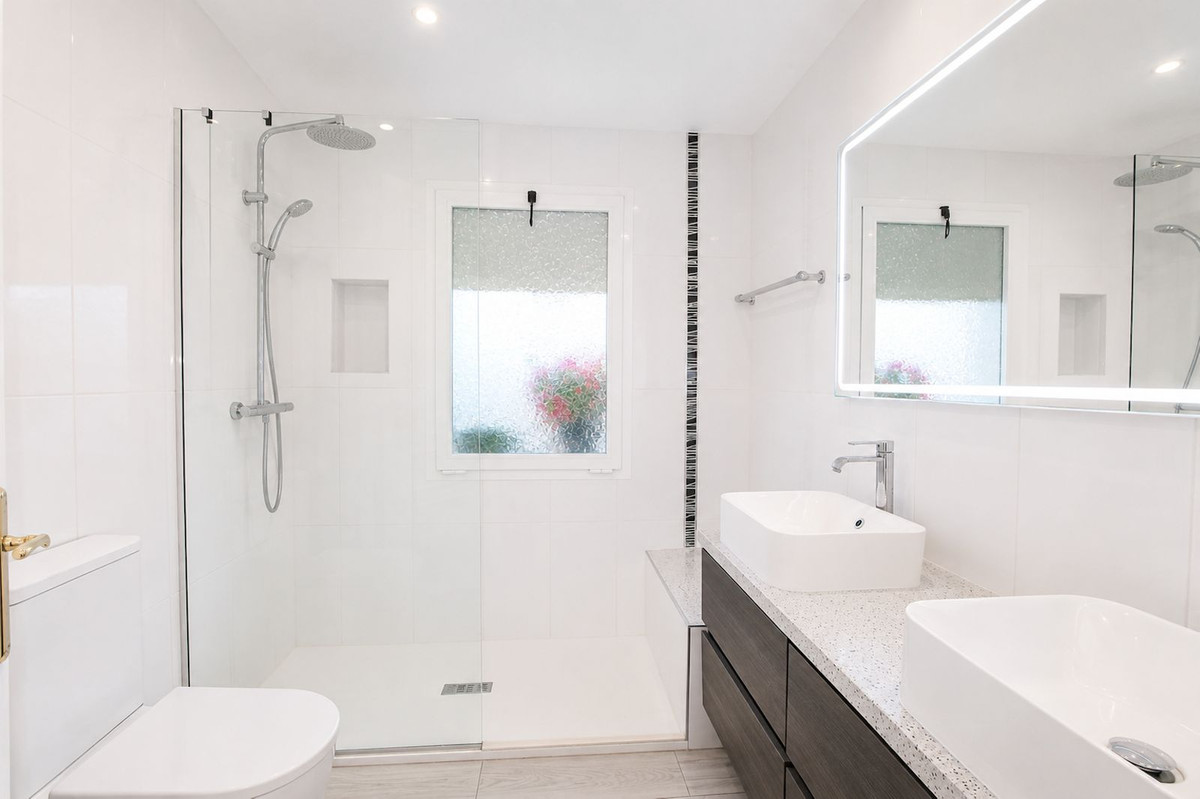 Penthouse for sale in Elviria, Málaga, Spain