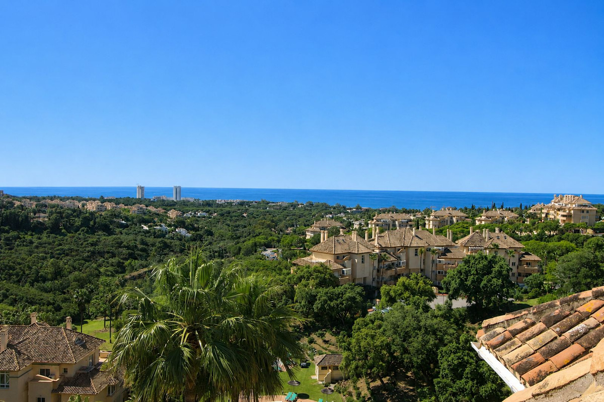 Penthouse for sale in Elviria, Málaga, Spain