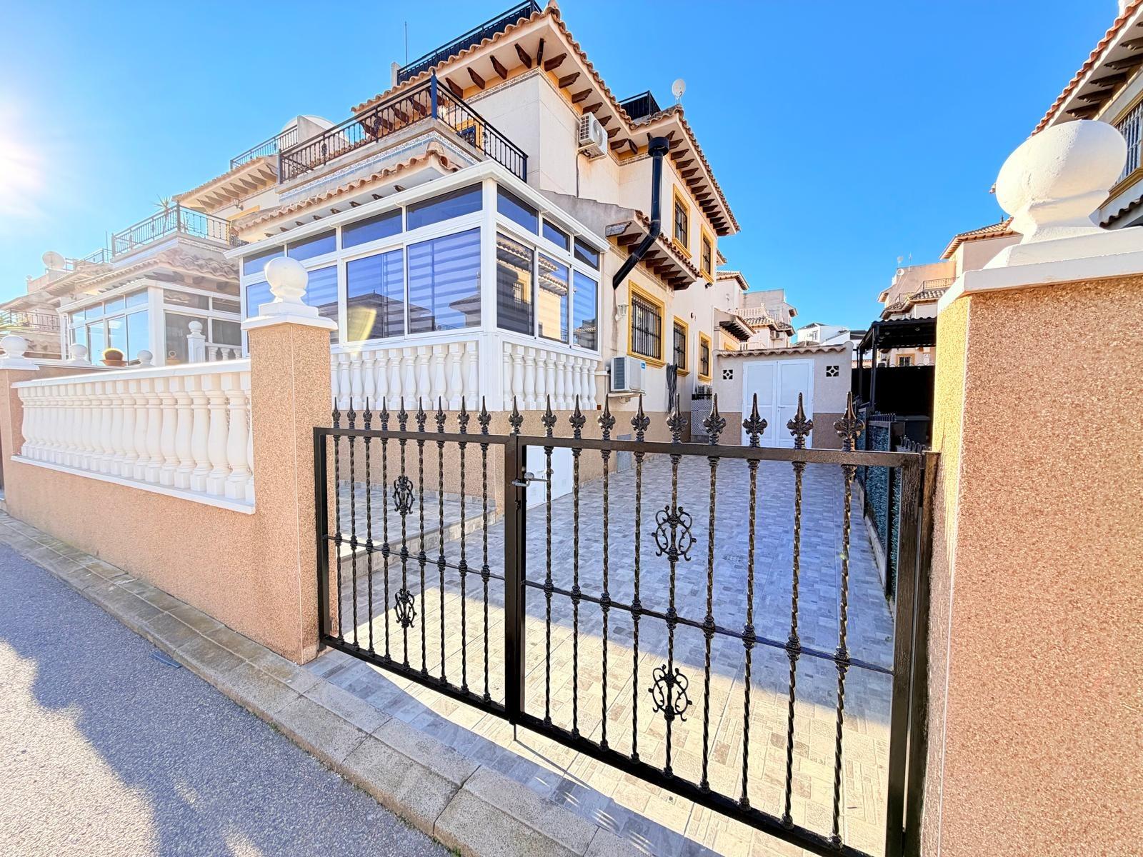 Town House for sale in Orihuela Costa, Alicante, Spain
