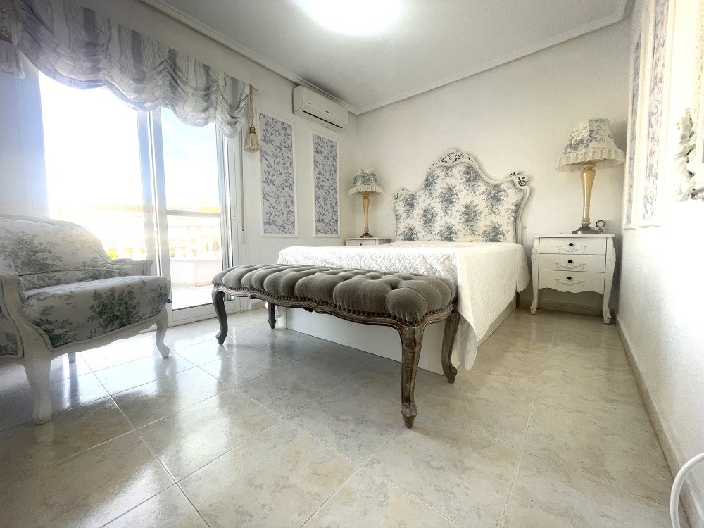 Bungalow for sale in Benijofar, Alicante, Spain